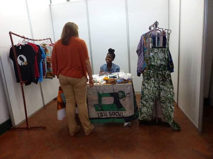 Loja_Social's tweet photo. Estamos na feira da união europeia,até dia 4.
#marketopportunities #womenempowerment #labourinsertion
Apoio
@FranceMaputo https://t.co/rbaAjKrkSg