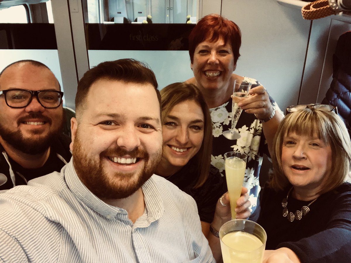 tomparkerevans's tweet photo. #cheers early celebrations @nursingtimesed @k_mantron @UHNM_NHS @LizRix_UHNM @sharwalli #NTAwards @NT_Awards  @KEptlett_uhns #proudtocare https://t.co/T5rNBMxvOv