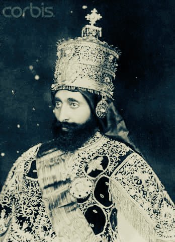 VillageRastaCI's tweet image. Rastafari est le Christ manifesté dans son caractère royal, car il est le dernier descendant de David à s'être assis sur un trône.(Apoc.5,5)