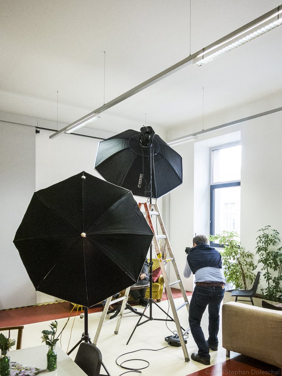 Fotograf_SD's tweet photo. light setting #MUK Photoshooting #ilikemywork professionell Portraits …see more on https://t.co/ywcBSNBDGD #StephanDoleschal https://t.co/NSDh6GwnqX