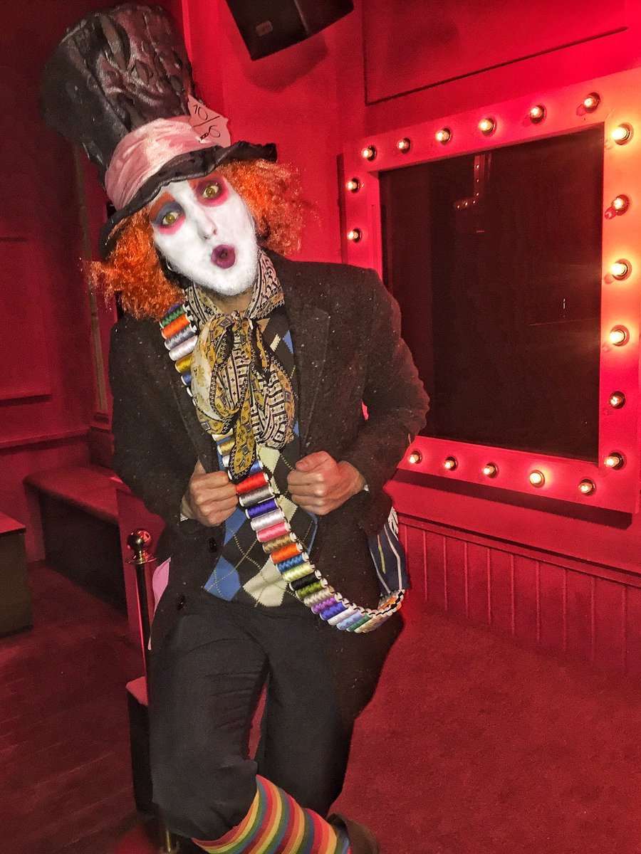 | #sombrereroloco | 🎩🌀

#halloween #nochesbailongas