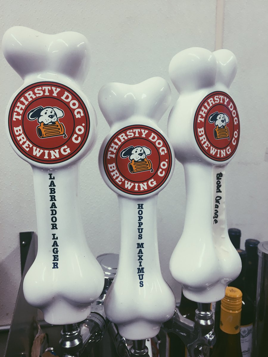 LembosItalian's tweet photo. Happy Thirst-day! Come in and try our awesome selection from Thirsty Dog Brewery!๐บ #thirstydog #akronlocal #lembositalian https://t.co/N8N4xMn3lM