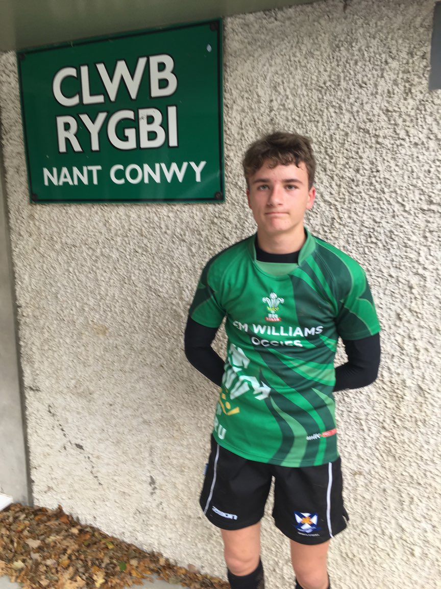 WalesHighPE's tweet photo. Good luck to Oliver who is represent the Welsh exiles today #flyingfullback #walessuperstar https://t.co/Bibu5xBnph