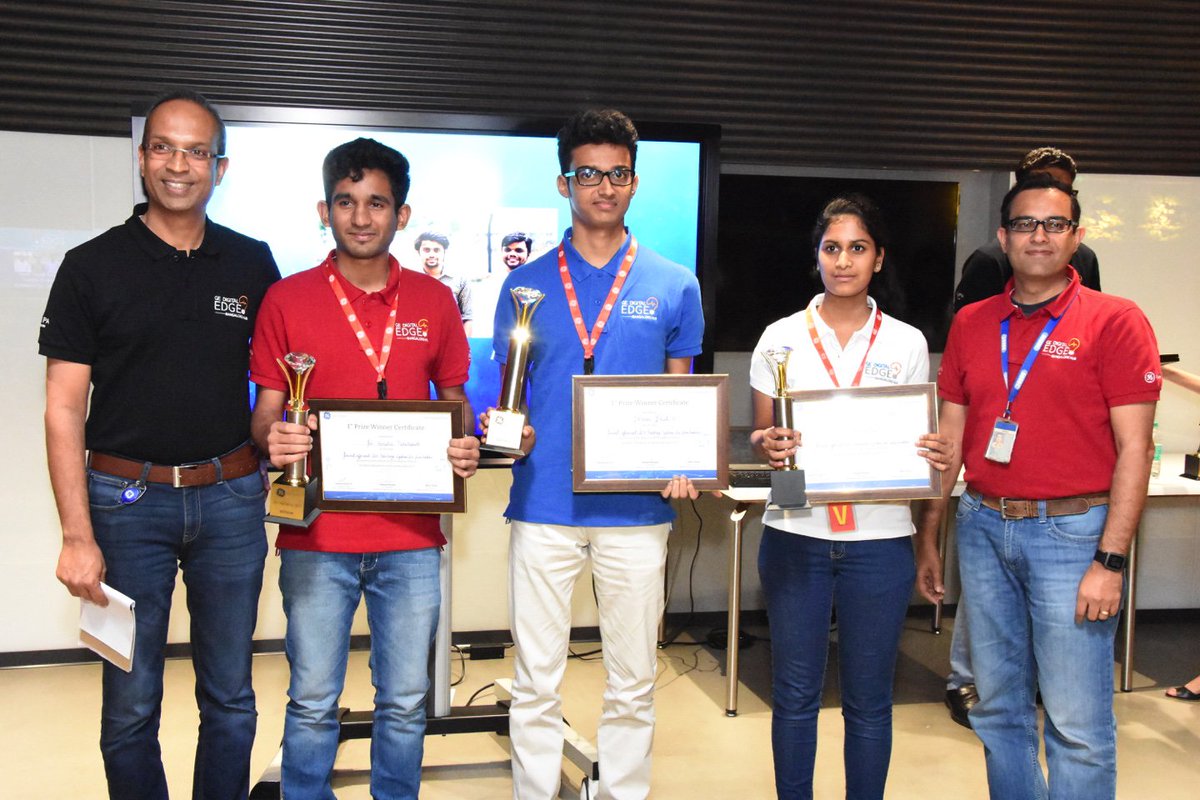 sivan_menon's tweet photo. With the winners of GE Digital IIOT Hackathon 2017 https://t.co/vrtcoMCPg1