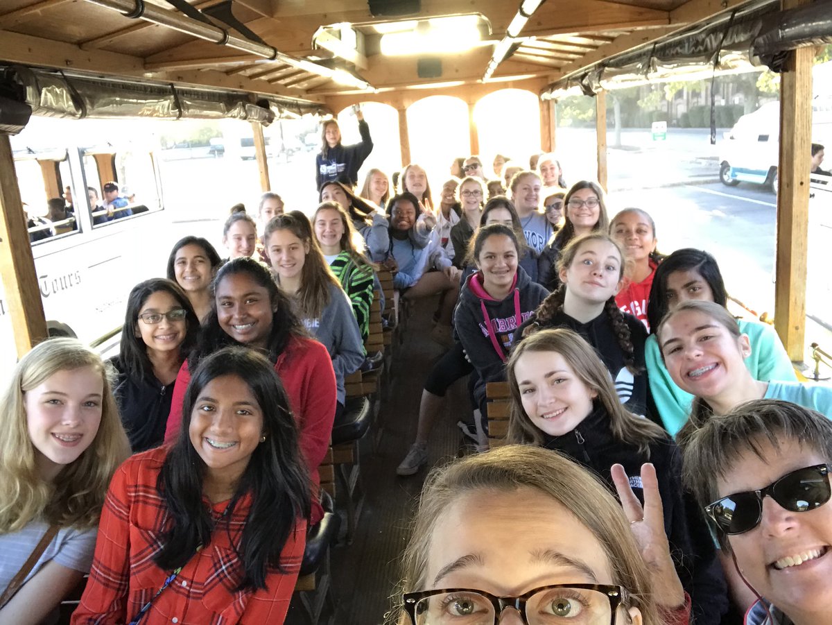 mspugh1's tweet photo. Having fun on a trolley tour! #AMMStakessavannah #AMMSlions https://t.co/yonWyMdHL4