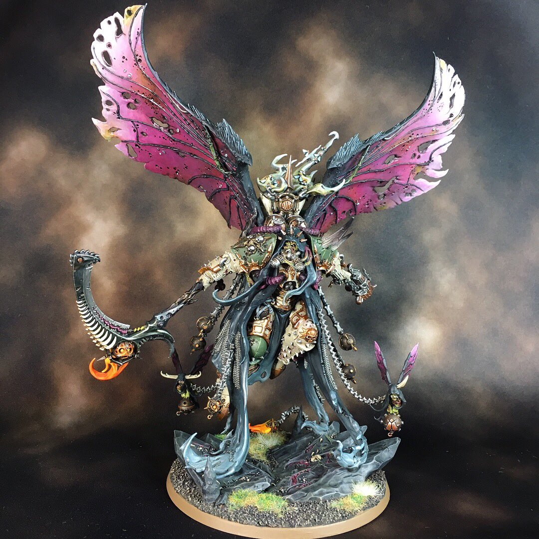 ICantThinkEm's tweet image. Finally finished Mortarion last night! I’m happy with the result &amp;amp; he was super fun to paint ^.^ I’ll add a close up of the smoke below too