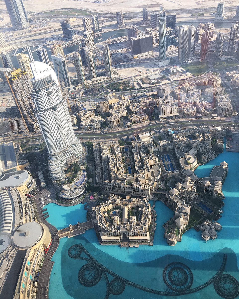 PopMyEvent's tweet image. Miss Pop My Event at Dubaï ✨🌟#topoftheWorld #dubai #mifdubai #mifdubai17 #burjkhalifa #eventprofs #meeting #meeting #popmyevent #ilovemyjob
