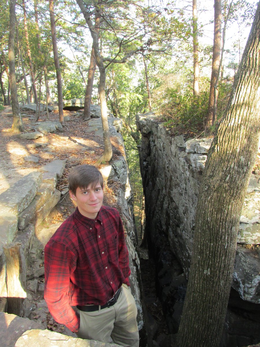 FLAGintl's tweet photo. Joshua and Yana, #CBXY and #FLEX students, explored the Alabama countryside and discovered historic bridges, state parks, and fall colors. https://t.co/YpMe2dOUfa