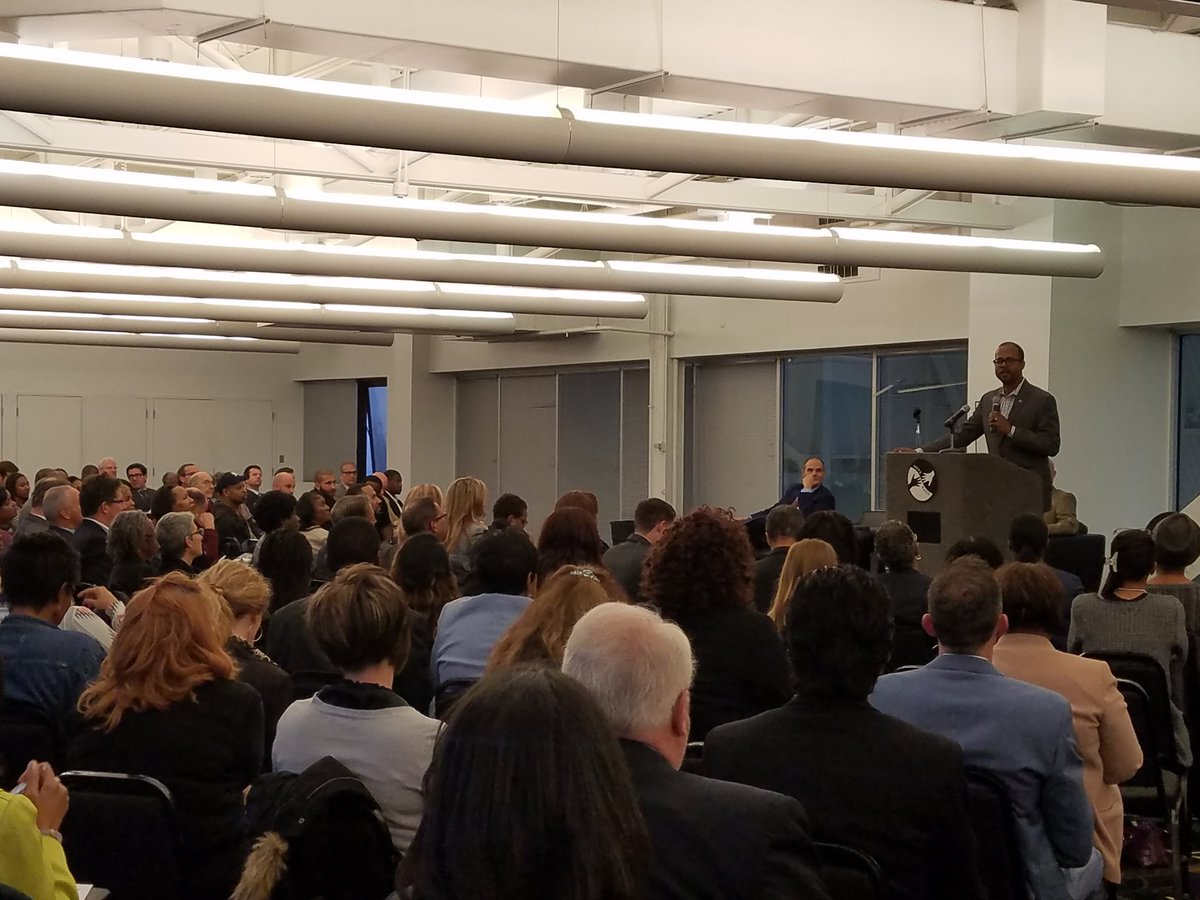 Rwenglin's tweet photo. It's a packed house @Focus_HOPE for the @waynecountymi #waynebusiness resource network! @leegroup https://t.co/1EquSTTS6q