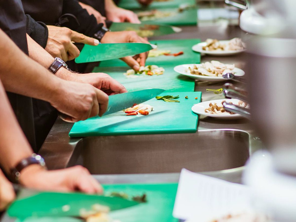 RTBizLive's tweet photo. Improve your profitability &amp; reduce waste with the Profit in the Kitchen #LiveDemo starting in 15 mins at #RTB17 https://t.co/MWU8PheSJp