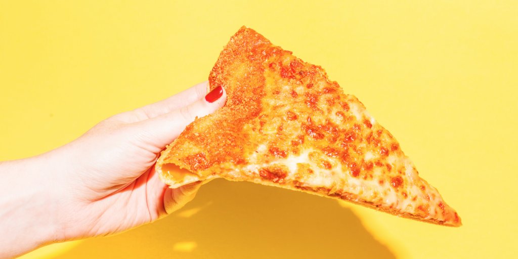BusinessInsider's tweet photo. Pizza Hut CEO says protesting NFL players haven't hurt his business https://t.co/RGKblqgU0B https://t.co/EkNHfmU8tf