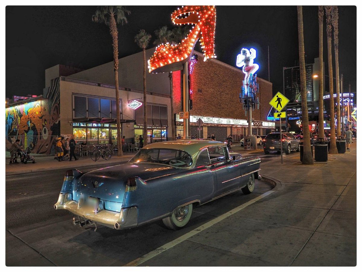 gradyw56's tweet photo. '54 #Cadillac ๐ธ #Pintofotografia #PhotoRTG #500pxrtg #Photography #NightPhotography #classiccars #autosclasicos #Vegasdotcom #LasVegas <>< https://t.co/goBsPEjLLa