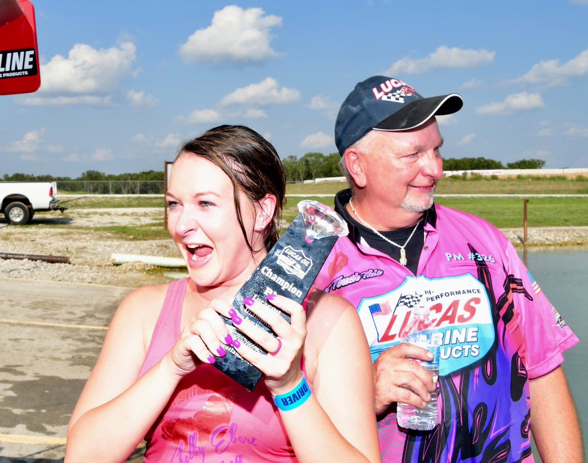 SEbertRacing's tweet photo. I’ll be heading to @WildHorsePass in Phoenix, AZ today for the @LucasDragBoats World Finals to hopefully repeat this moment!!💕🏁 https://t.co/PrIL2q6Rbj