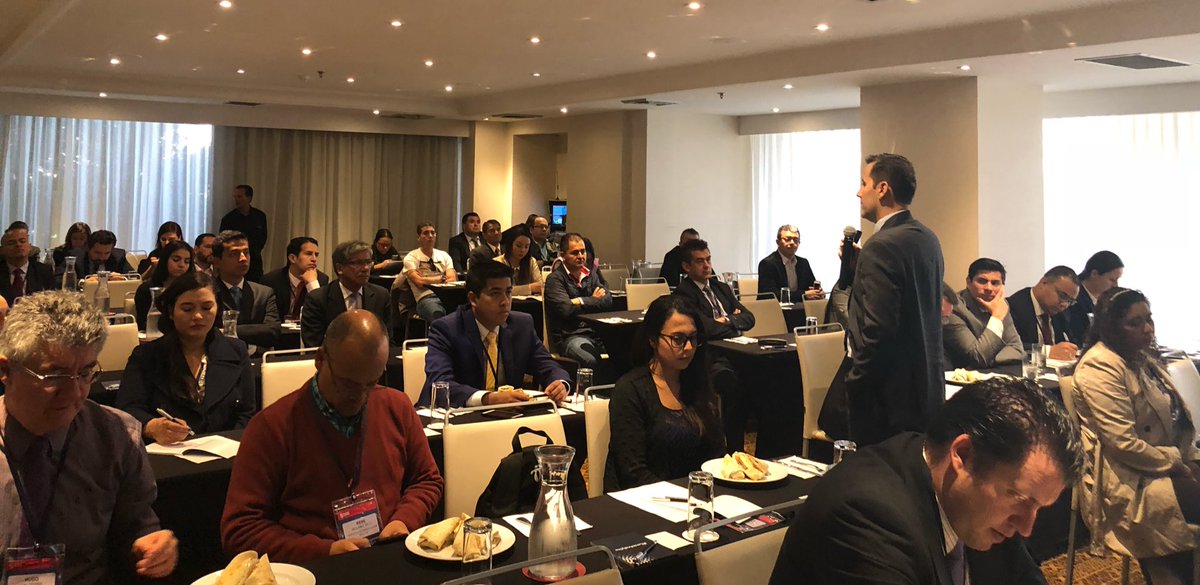 Sas_Colombia's tweet photo. ¿Cuáles son los datos más relevantes para su negocio y en dónde están almacenados? #SASDataManagement 📊 https://t.co/K235tHHfpt