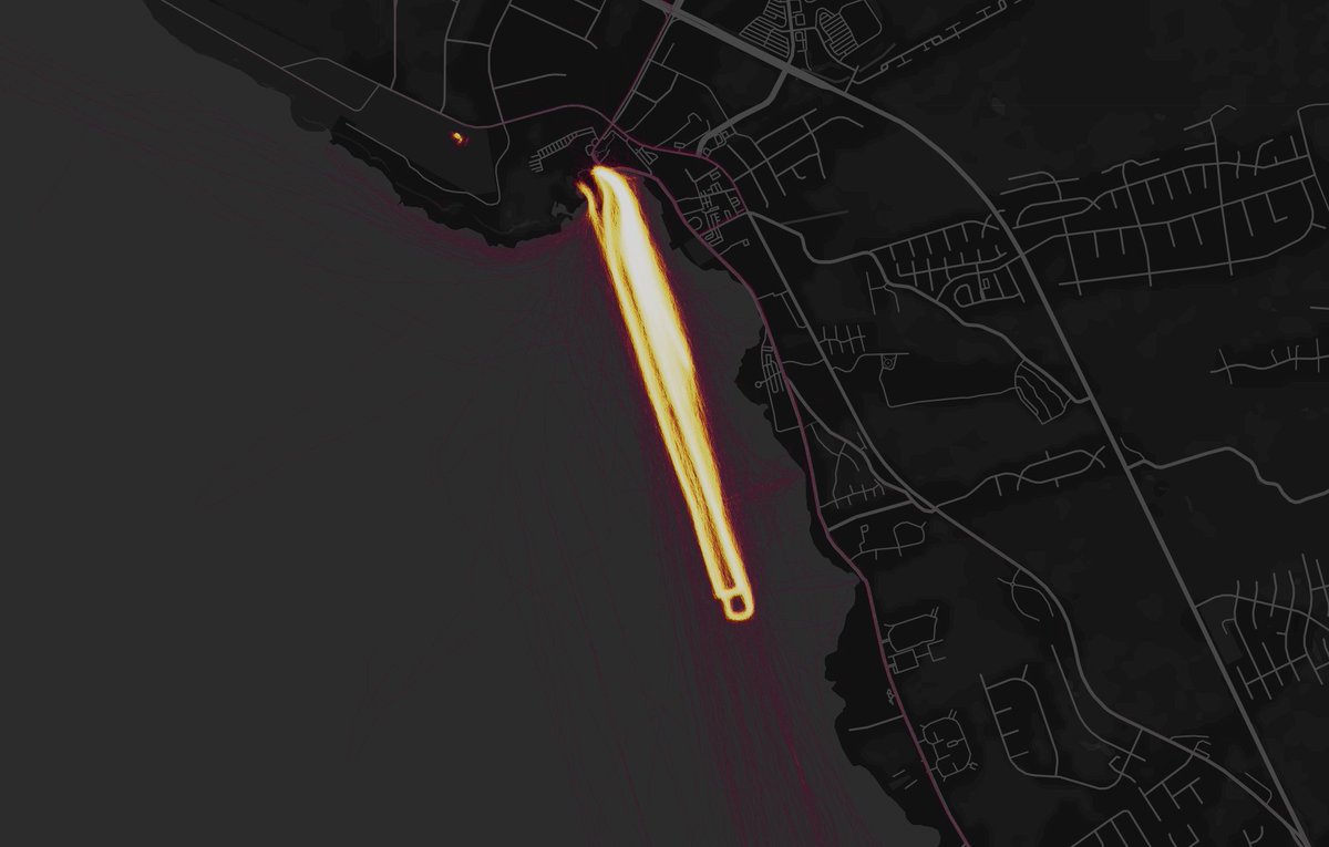 moxigeno's tweet photo. STRAVA LANZA #GLOBALHEATMAPS: Las rutas más populares #running #triatlón #btt #trail #trekking y hasta 31 deportes. https://t.co/H0Ox5sF3GP https://t.co/X7OfWF5KQX