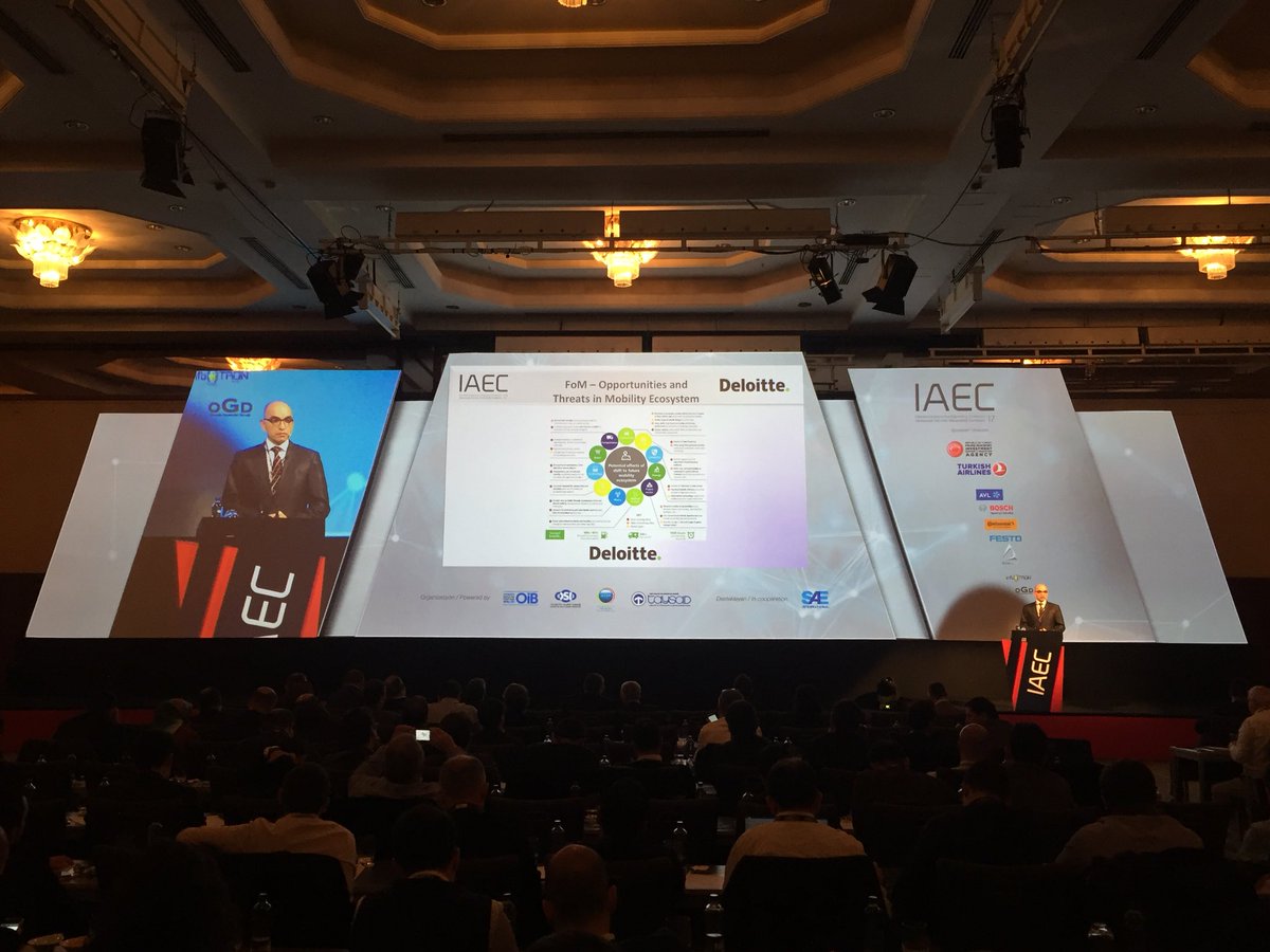 #IAEC17’de günün son konuşmacısı Özkan Yıldırım gelecekteki hareketliliğin ekonomik etkilerini değerlendiriyor.