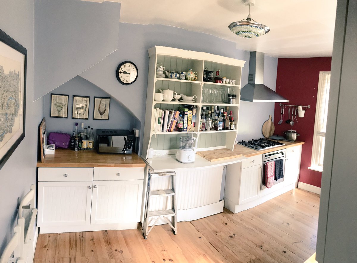 BKleanLtd's tweet photo. We did a 3 hour deep clean in this cute and cozy flat in Lewisham! Get some enquiries NOW! - info@Bkleanltd.com ✨✨✨ https://t.co/1fLJINw10M