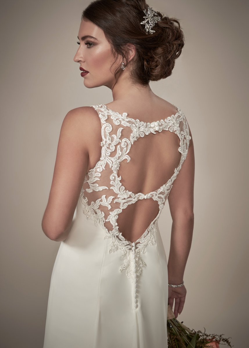 RomanticaDevon's tweet photo. A sneak peek at our brand new Phil Collins Bridal 2018 collection. #newcollection #comingsoon #ontrend #keyholeback #philcollinsbridal https://t.co/2PW1rPJh9W