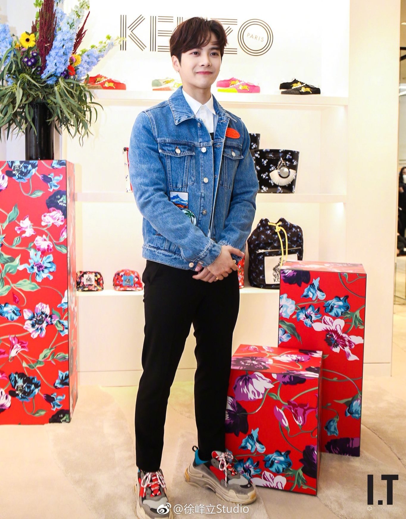 Balenciaga triple store s jeans