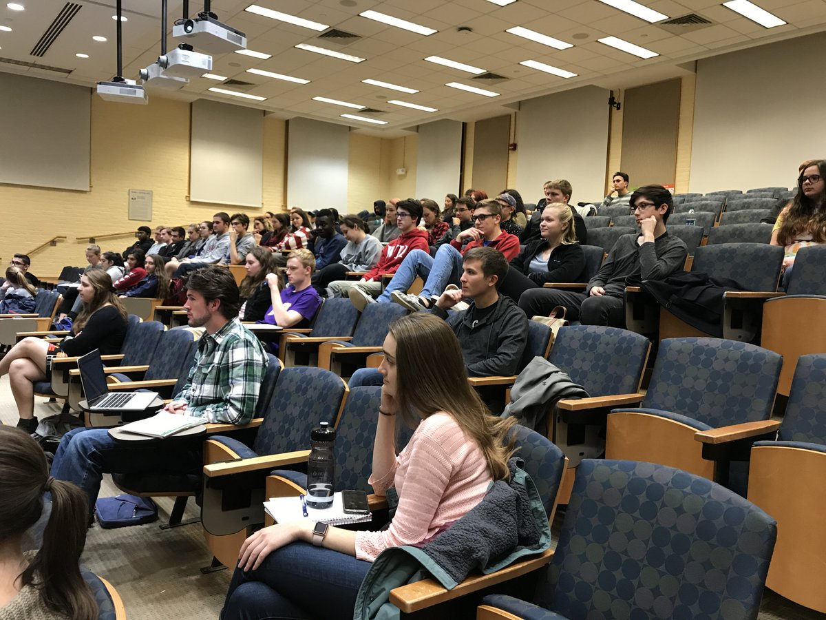 WPIAdvising's tweet photo. Great turnout last night at the #sophoMORESuccessProgram event, Finding your Mission. Thank you to all attendees! #MajorAndAMission @WPI https://t.co/MKiLwL9zXG