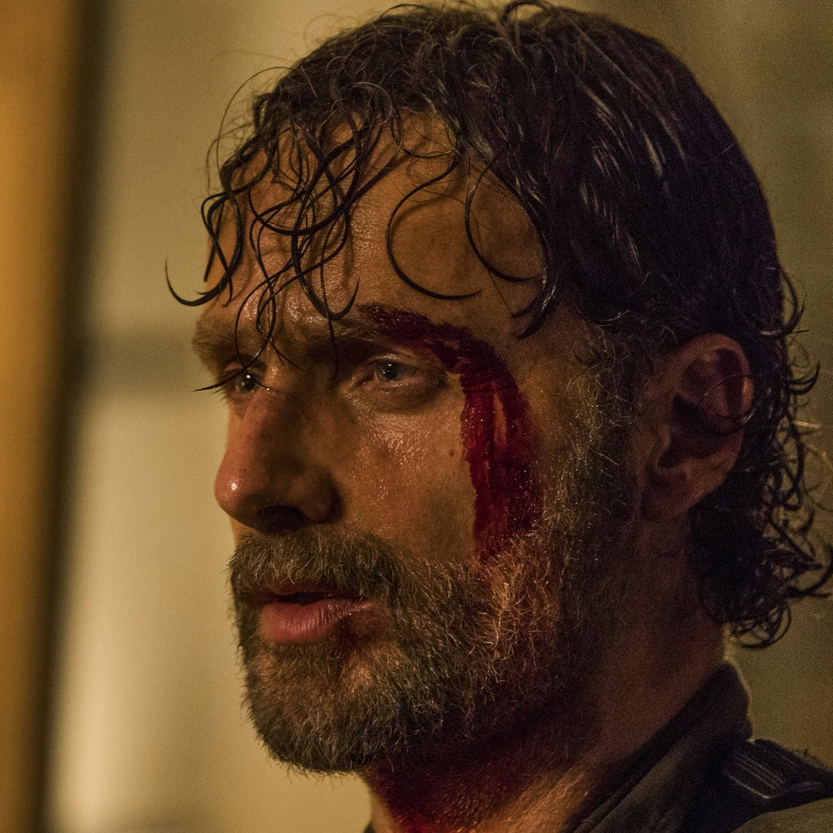TheStellaRae's tweet photo. I'd tap that, dirt and all. RT @TWDRickGrimes__  
#NewProfilePic 🔫 #AndrewLincoln #RickGrimes #TheWalkingDead #TWD https://t.co/qGiDxYKjv3