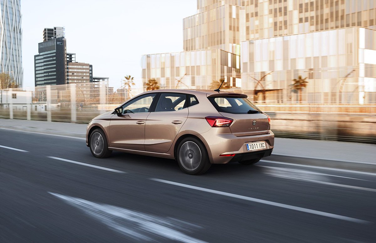 SEAT_Belgique's tweet photo. Découvrez tous les avantages d’une #voituredesociété pour le travailleur et pour l’employeur. https://t.co/JngqjlCGtL #SEAT #cartecarburant https://t.co/EQzZBtMFTU