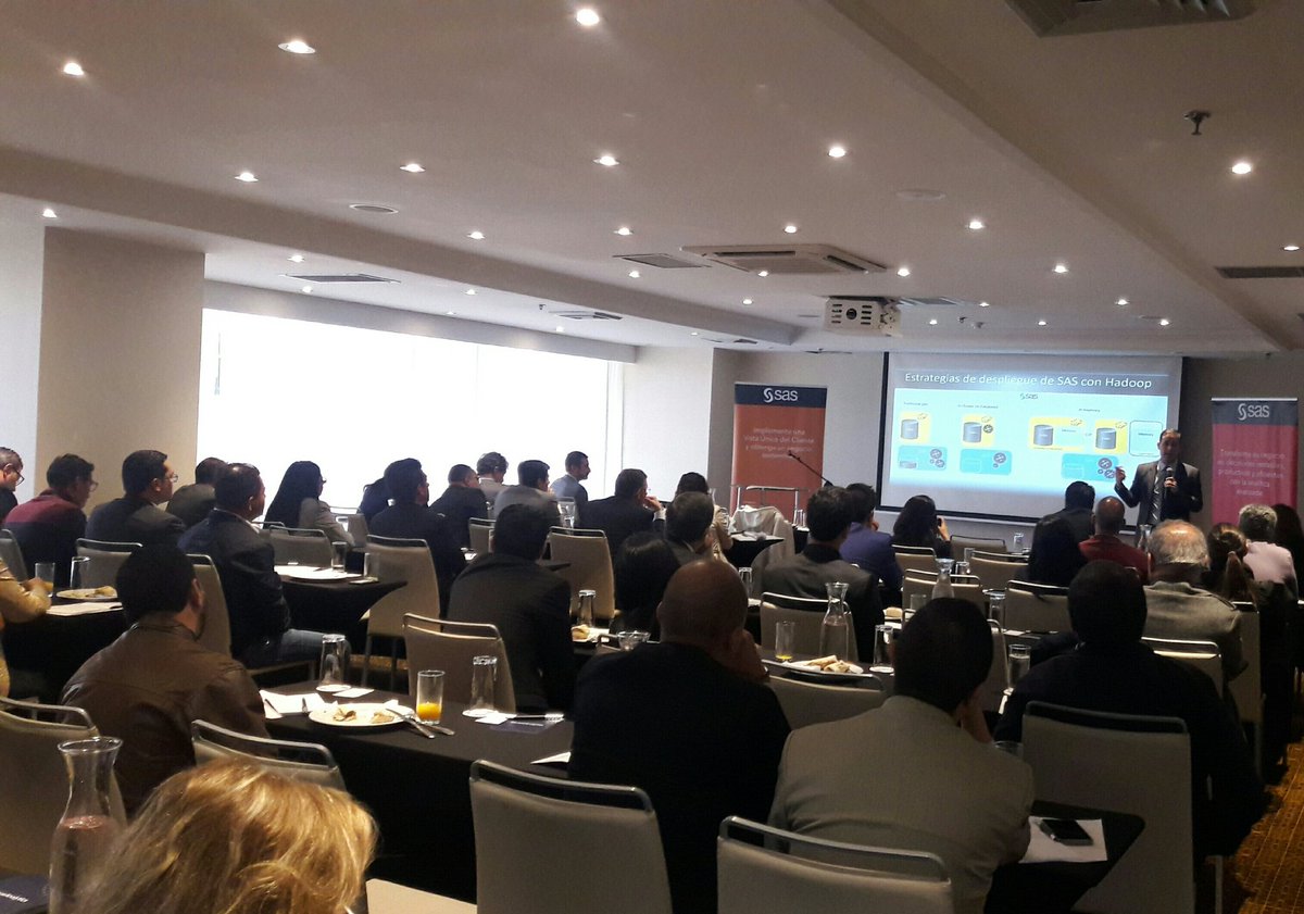 Sas_Colombia's tweet image. El sector con mayor potencial en Big Data, según un reporte de McKinsey es Banca #SASDataManagement