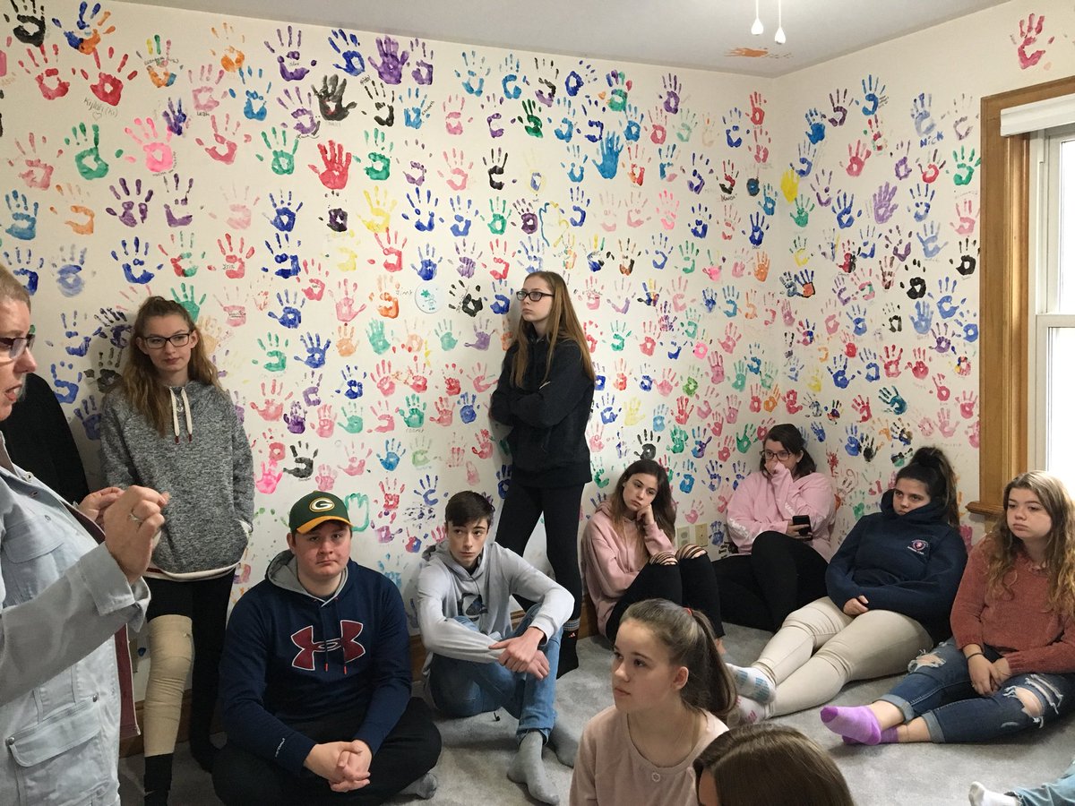 Jen Mansfield-Oehm (@msmansfieldoehm) on Twitter photo Parenting & SHSM students <a href="/NPSSnews/">Nottawasaga Pines</a> visit the <a href="/Seasonscentre/">Kimberly Davies</a> to learn how to support kids dealing with death & grieving. #Scdsbshsm Parenting & SHSM students <a href="/NPSSnews/">Nottawasaga Pines</a> visit the <a href="/Seasonscentre/">Kimberly Davies</a> to learn how to support kids dealing with death & grieving. #Scdsbshsm