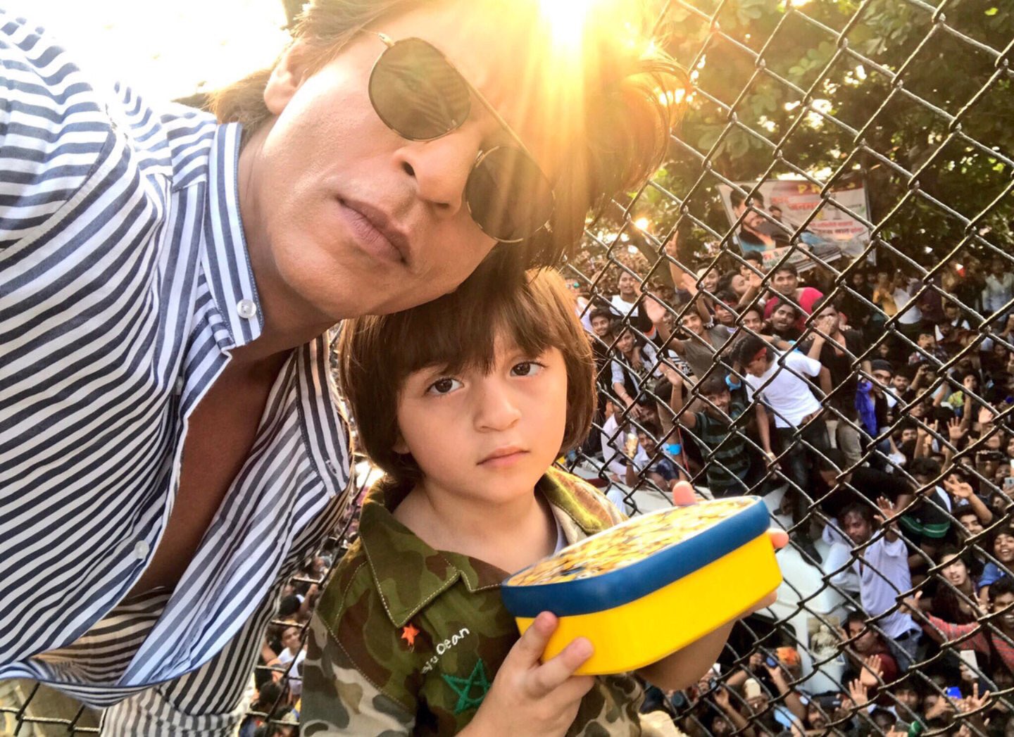 Shahrukh khan: wished me Happy Birthday, Birthday Boy!   