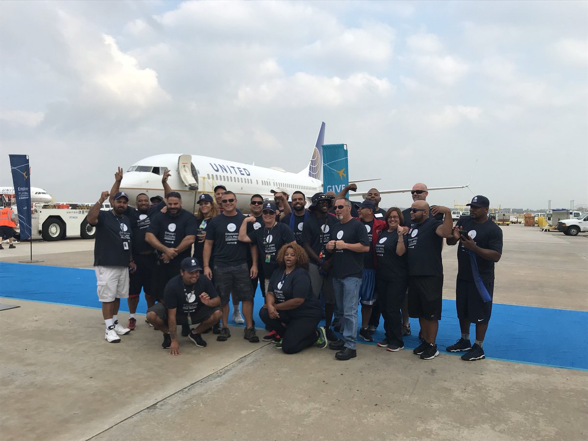 Opening ceremonies #TeamIAD  <a href="/united/">United Airlines</a> <a href="/weareunited/">We Are United</a> #UnitedPlanePull