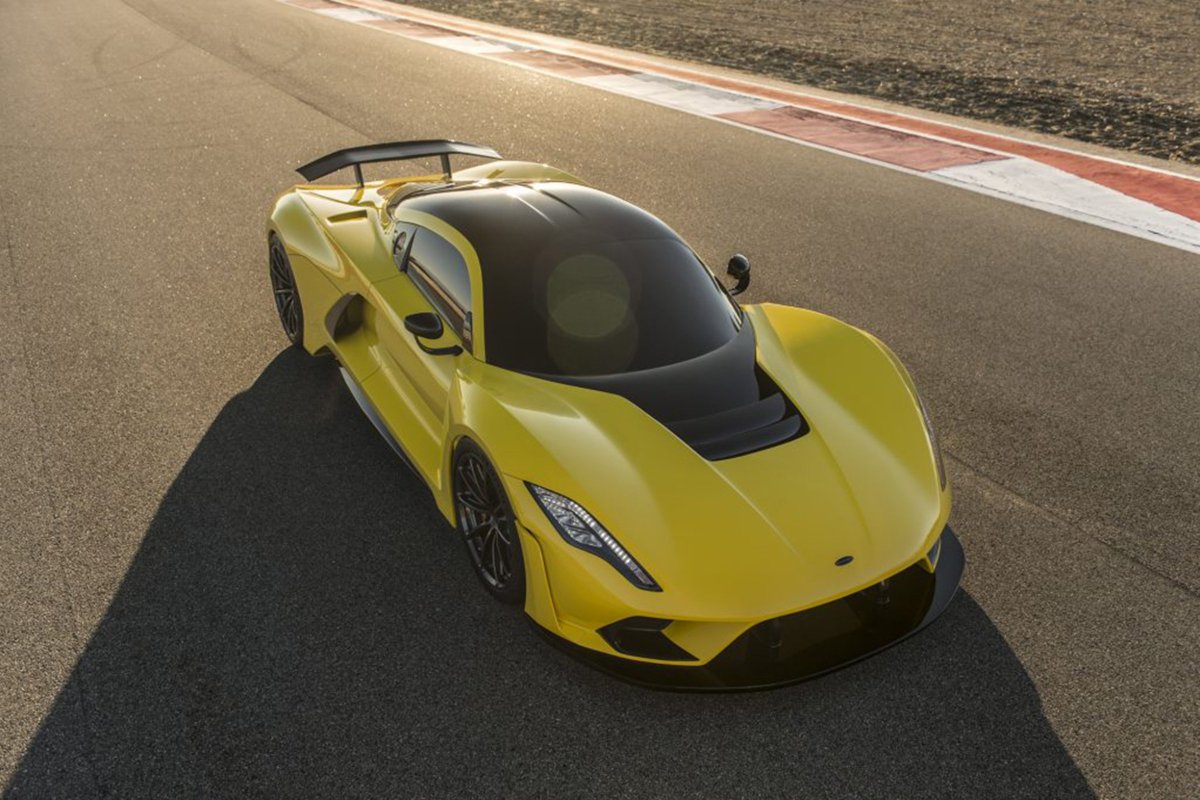 The 1600bhp Hennessey Venom F5 is built to set the records
#Rentarace #Venom #Hennessey #hypercar