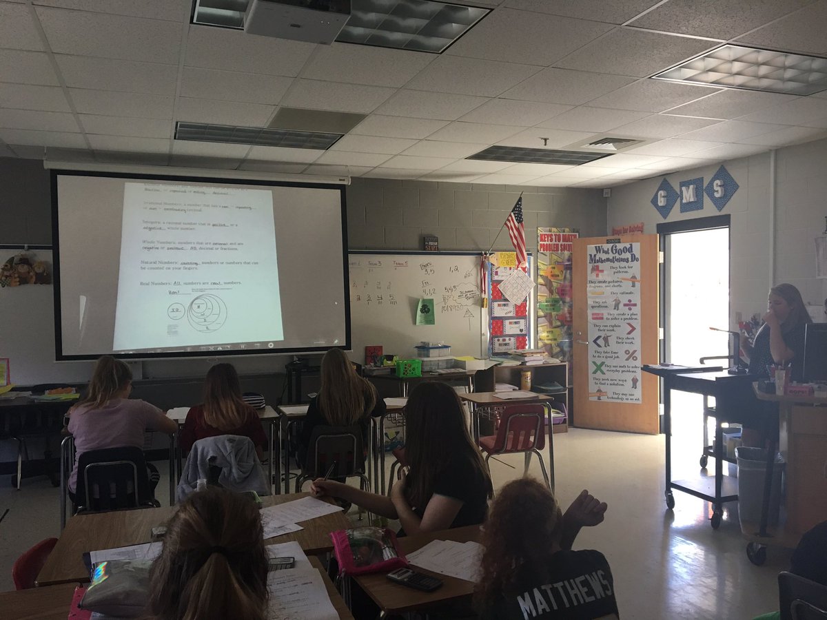aleeGMSmath's tweet photo. Student created, student delivered notes!! #gmsQ1Mathprojects https://t.co/YgpQxDn00f