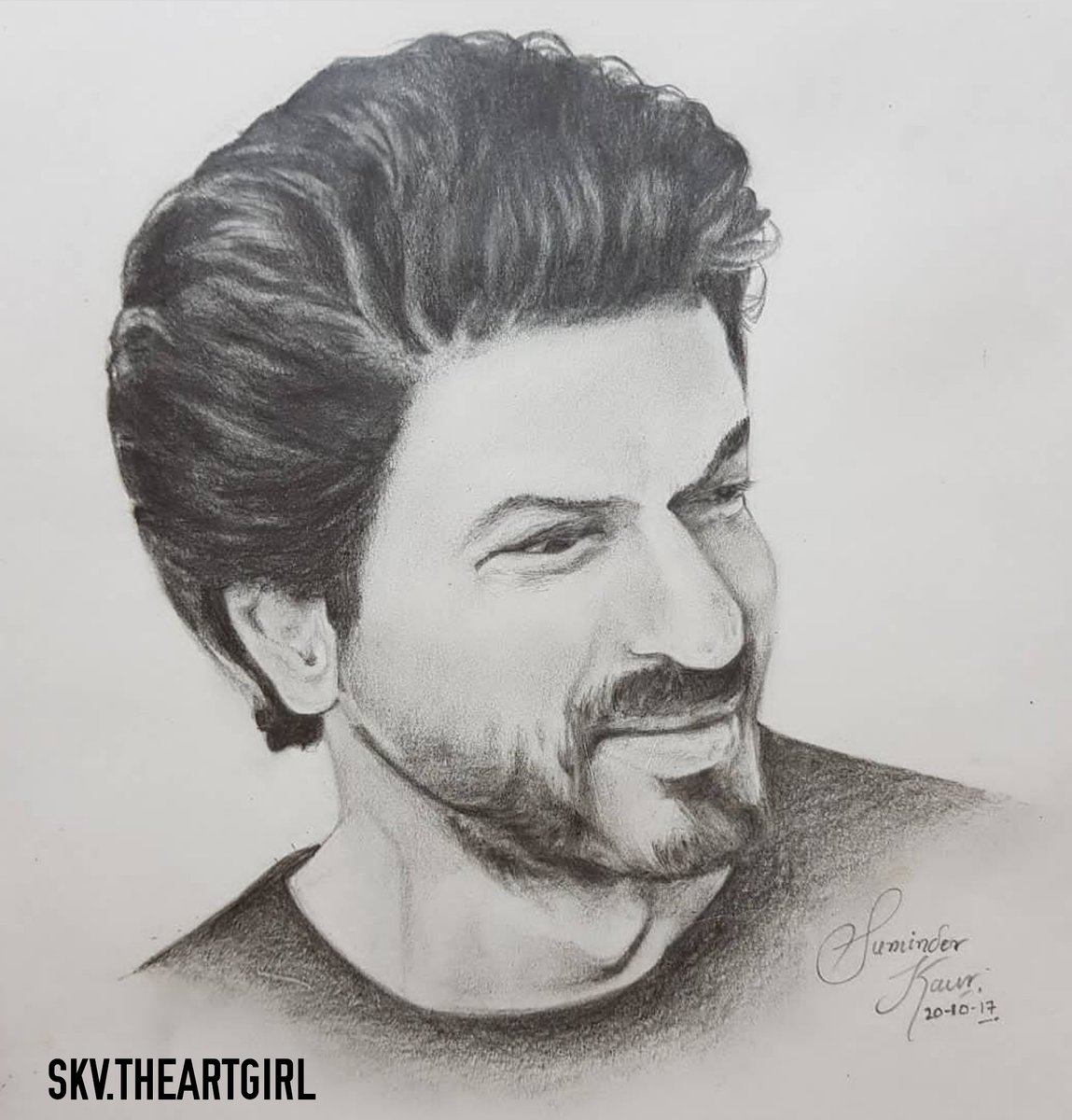SuminderKaur15's tweet photo. Happie birthday @iamsrk https://t.co/IGmeJkpXDk