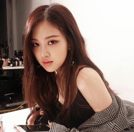 kiconsfab's tweet photo. Blackpink Rosé Icons 💞
Fav if you use or save it 💞
(be honest please) https://t.co/oPI4lsnzPJ