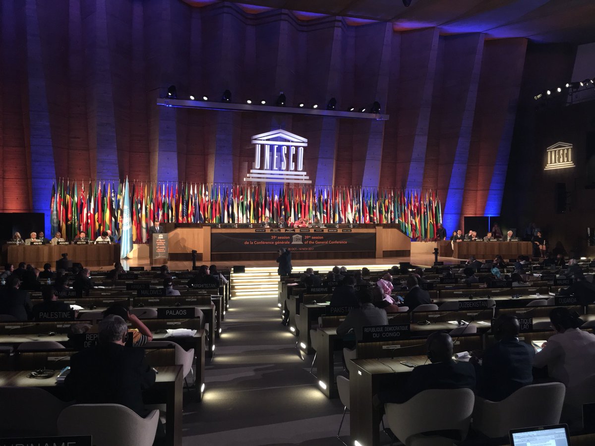 JauaMiranda's tweet photo. Ya activos en el debate de la 39º conferencia de la UNESCO,en defensa del derecho humano a la educación pública gratuita y a la cultura. https://t.co/gxlAR876MK