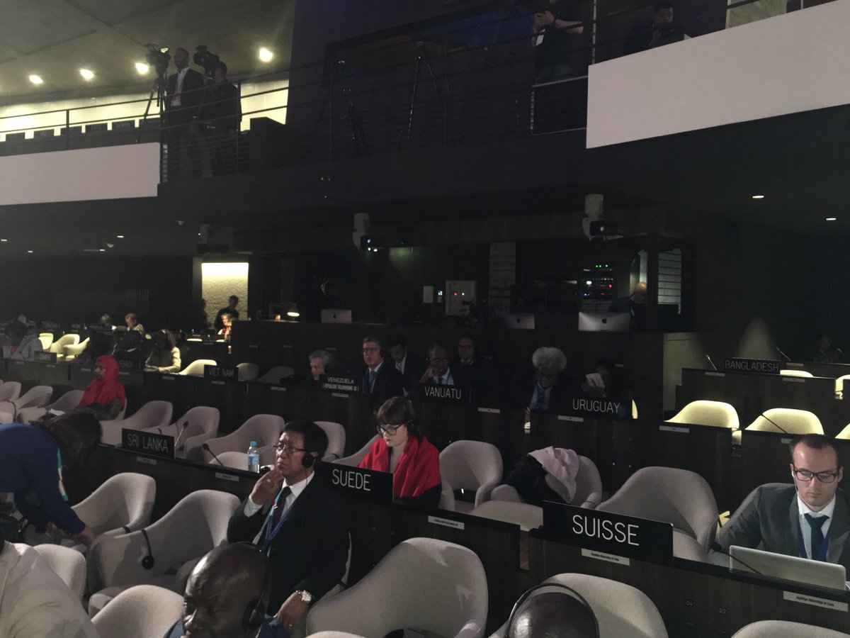 JauaMiranda's tweet photo. Ya activos en el debate de la 39º conferencia de la UNESCO,en defensa del derecho humano a la educación pública gratuita y a la cultura. https://t.co/gxlAR876MK