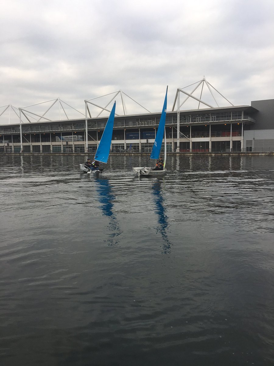 Nauticaldepartm's tweet photo. Year 12s sailing in light winds! https://t.co/qRnML8hnDI