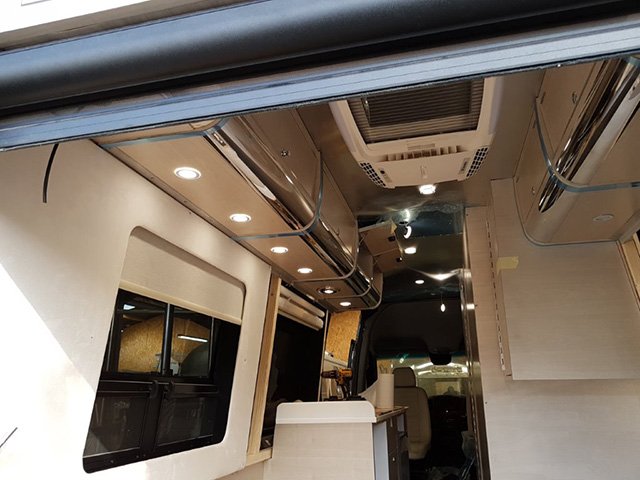 In the workshop today - 4 different projects at different stages: 
arcairstreams.co.uk/blog/2017/11/i…