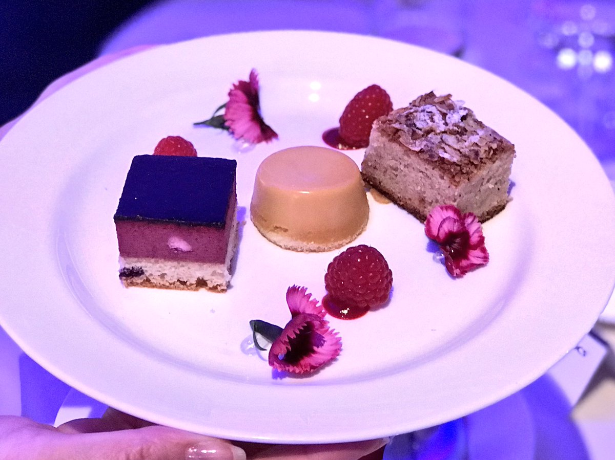 mrdanwalker's tweet photo. Update on the #RICSawards grub. #ElaboratePuddingNews 
Will actually have to start handing out awards soon👌🏻 https://t.co/Vrh9iiFsx4