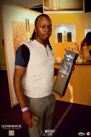 manT111's tweet photo. @mailandguardian @whiskyliveSA @TheGlenlivetSA #whiskymoment https://t.co/3tmqm06yl8