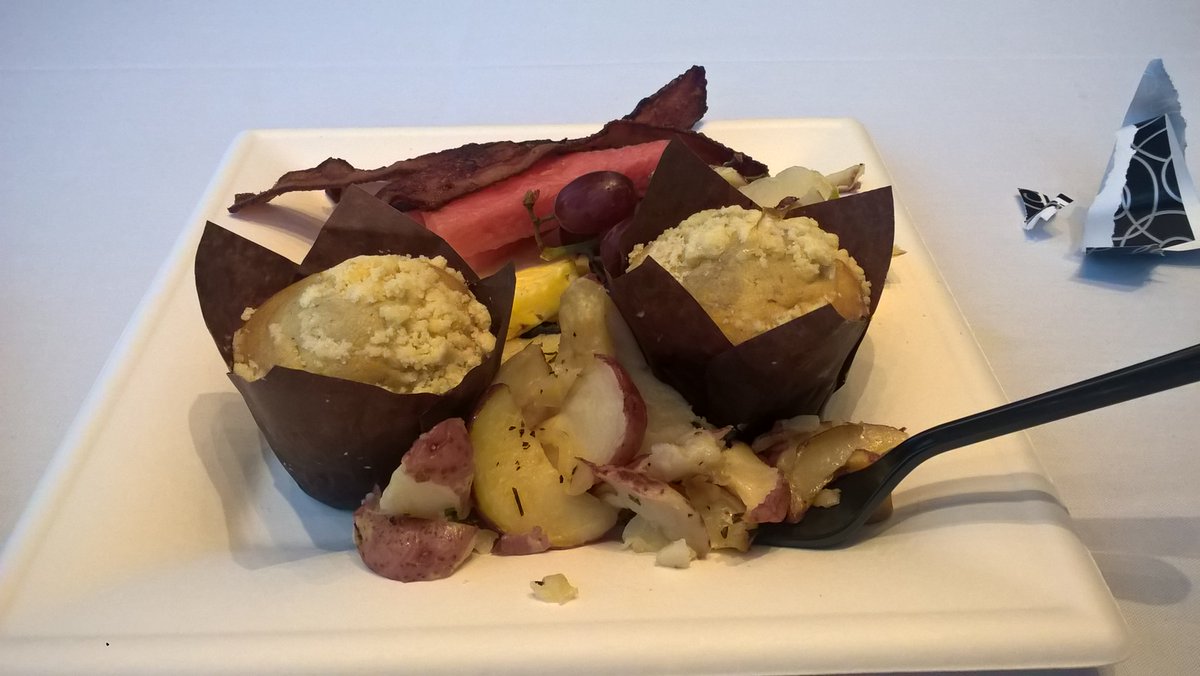 erikAtGrovePath's tweet photo. Best conference breakfast ever!!!  @OutSystems @OutSystemsDev #nxStep https://t.co/qWsgUDCR7A