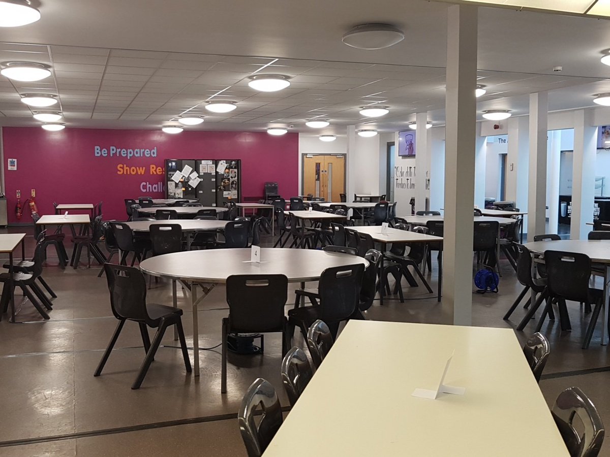AmethystAcademy's tweet photo. It's quiet at the moment but the tables are setup and the staff will be setting up soon #AmethystTM2017 https://t.co/71mDHWS9BS