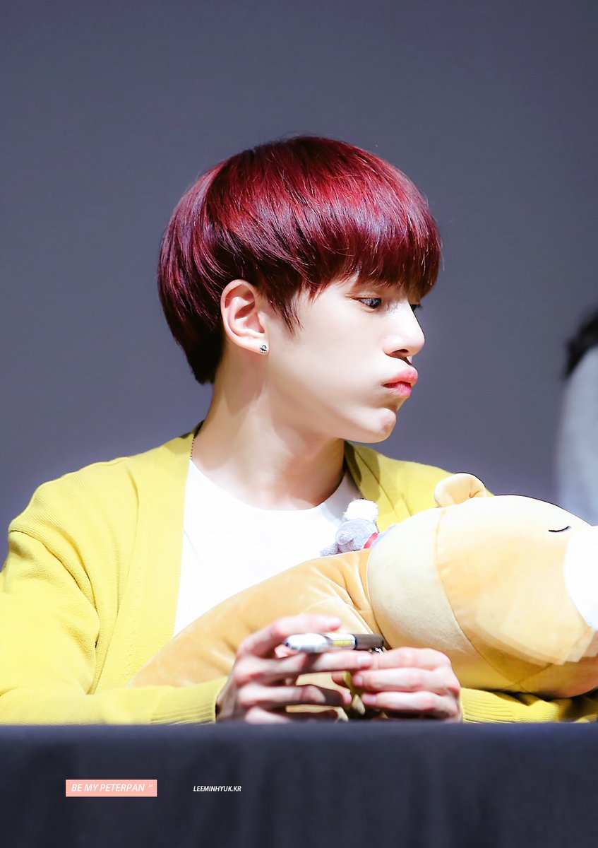 leeminhyukkr's tweet photo. [🎂] 미녀기ㅠ^ㅠㅠ세상을 구원하려고 나타난 예뿐 사람,,,사랑이 사람으로 태어난 날 💝💕
@OfficialMonstaX #MINPUPPYDAY #MINHYUKDAY https://t.co/t1JwlSUsMh