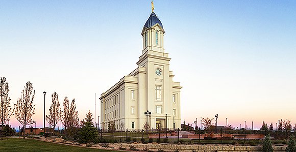 LDSInstituteCC's tweet photo. Take time for the Cedar City Temple open house. Feeling blessed.
#LDStemples #CedarLDSinstitute #familiesforever #instituteisforme https://t.co/fZgqkCi6LS