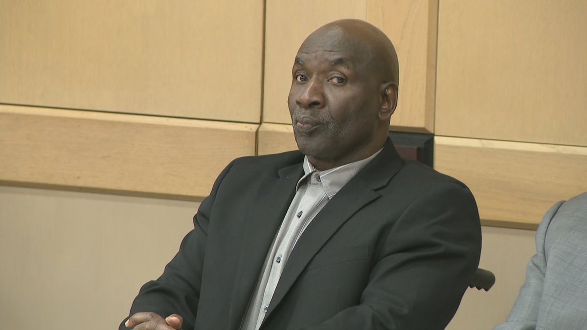 #BREAKING Dobie Hunter found guilty in 1985 kidnapping, rape of 16-year-old girl bit.ly/2h7LqZU?utm_so… https://t.co/xrIvbzD6Cq