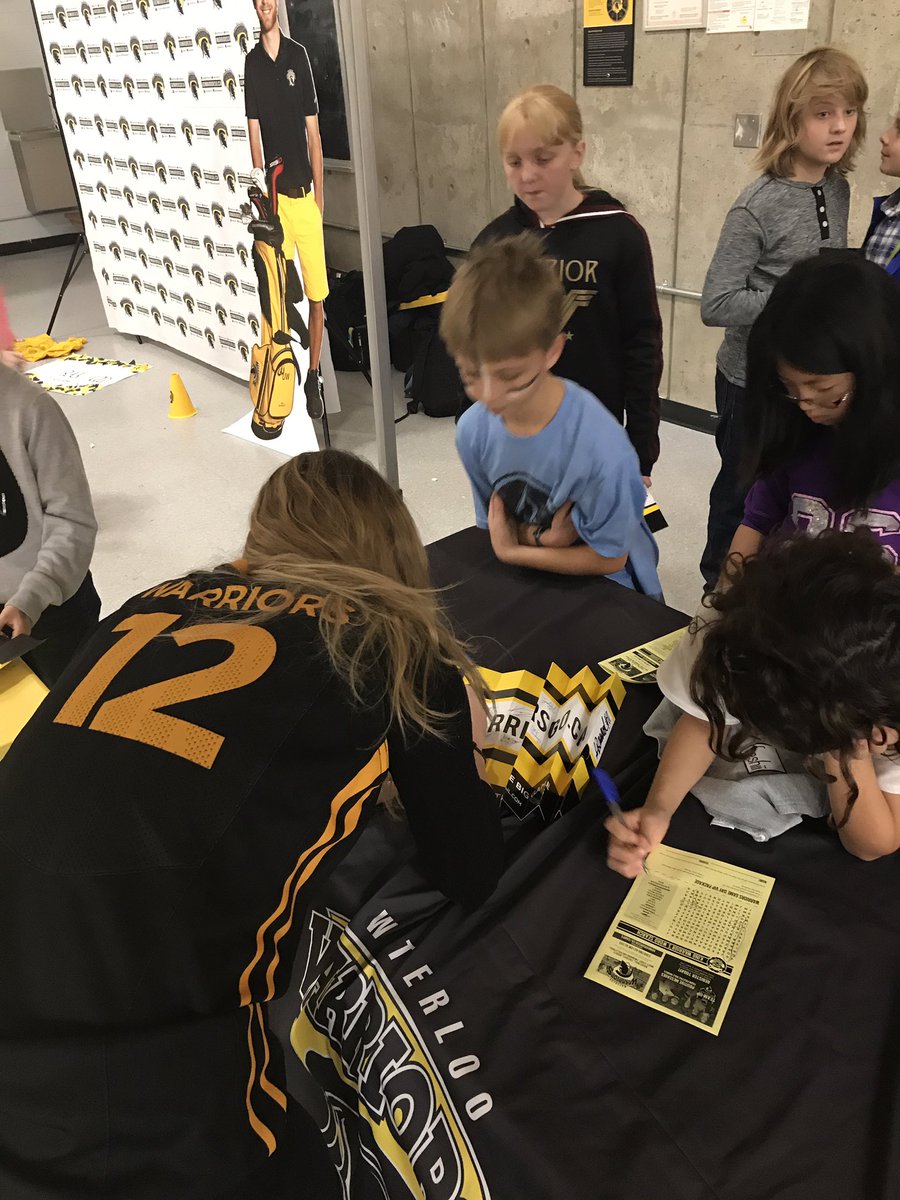 rachelmarriott4's tweet photo. Great time supporting our wvball team at their school day event ! @WlooReagan @WlooWarriors https://t.co/4V3XUPpe0v