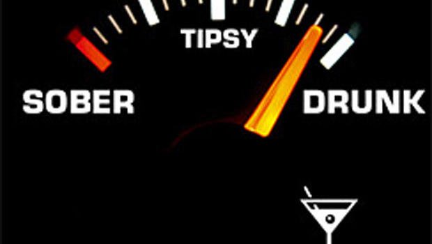 mohawkwellness's tweet photo. Did you know: if you are under the age of 21, your blood-alcohol level must be 0 in order to drive. #reconsideryourride #drinksmart https://t.co/IavuffGSEV