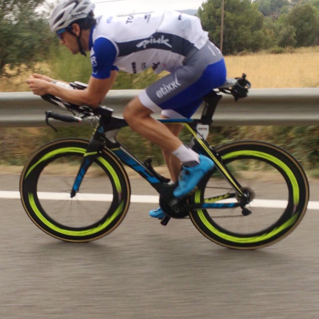 Etixx España tweet media