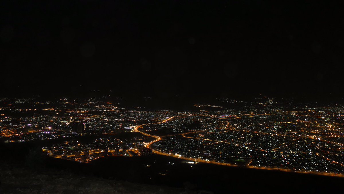 GuleAlgunerhann's tweet photo. Şevek, ji şevên Silêmanî. #Ezmer #Azmer #Sulemania #Kurdistan https://t.co/Z7uIm7x58M