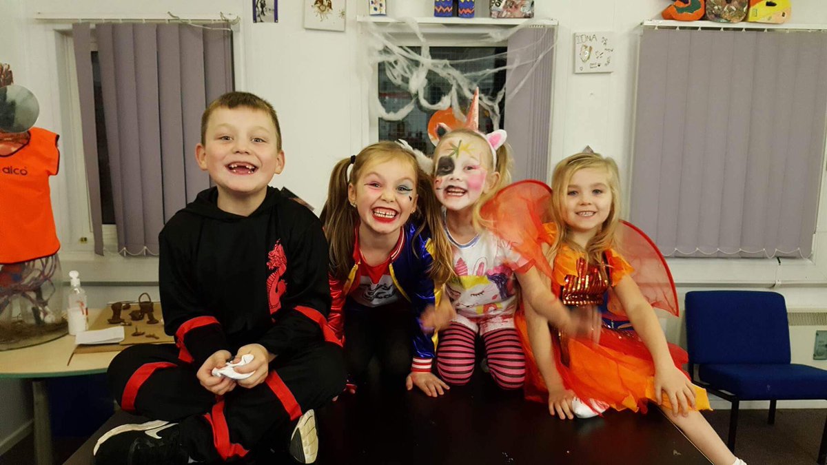 SubYouthClub's tweet photo. Juniors Halloween party went very well tonight ☺🎃👻 some amazing costumes 👍 https://t.co/NM4g8ZfQJH